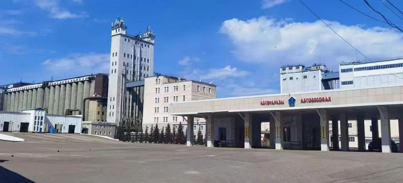 202507011751359220815686.jpg 6e07b2f9f3ecb989136b8753fc57b1c2.jpg