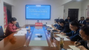  集團(tuán)公司黨委副書記、工會主席陳衛(wèi)英到聯(lián)系單位甘肅物流集團(tuán)潤華公司講專題黨課